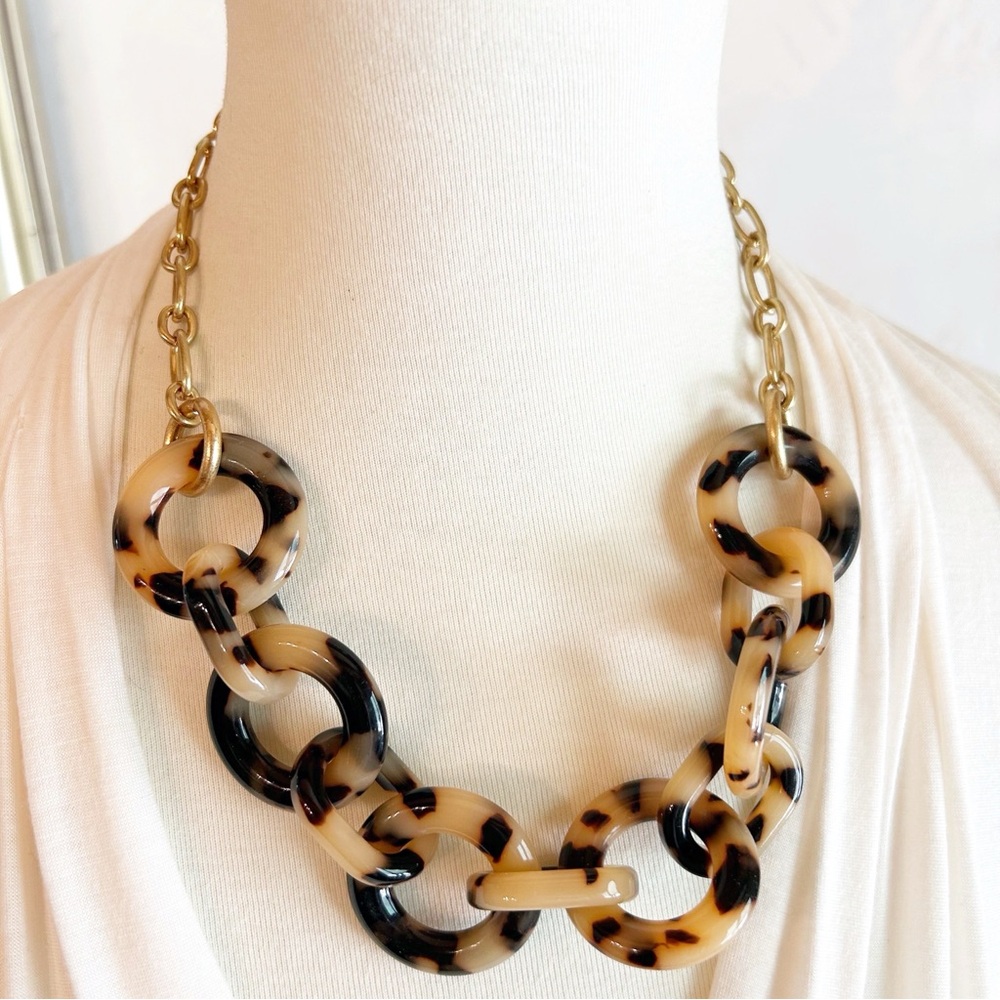 J. Crew Acrylic Tortoise Round Link Necklace Gold Tone